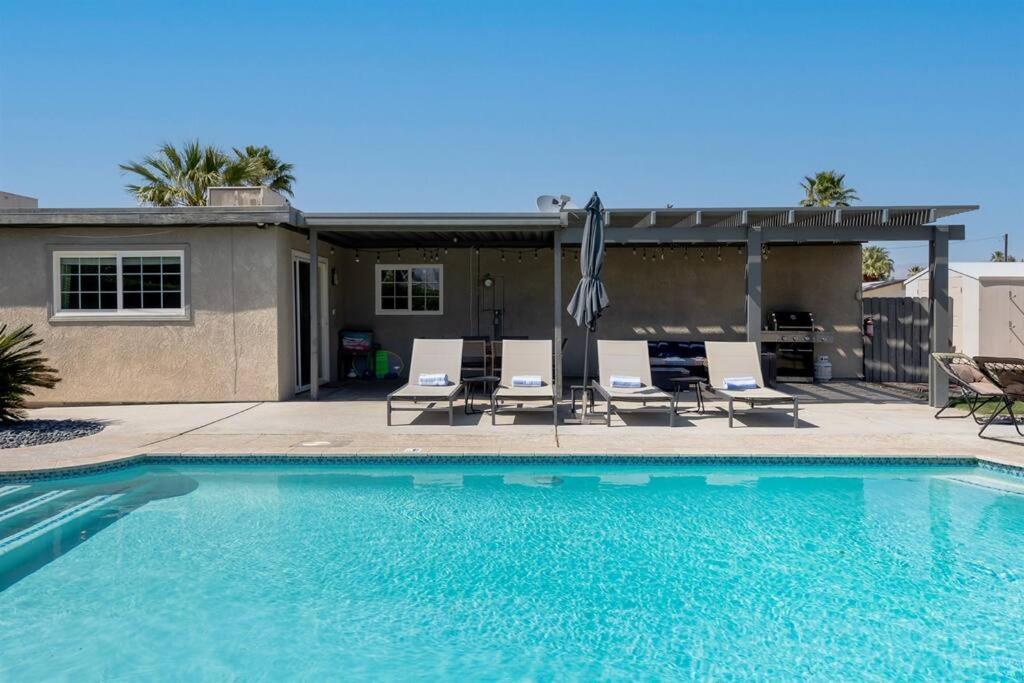 Relax At The 3Br Tranquil Oasis In Palm Springs Villa Exterior photo